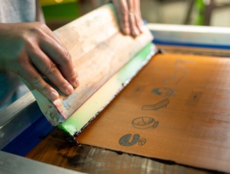 DTF vs. sítotisk- kdy je co výhodnější